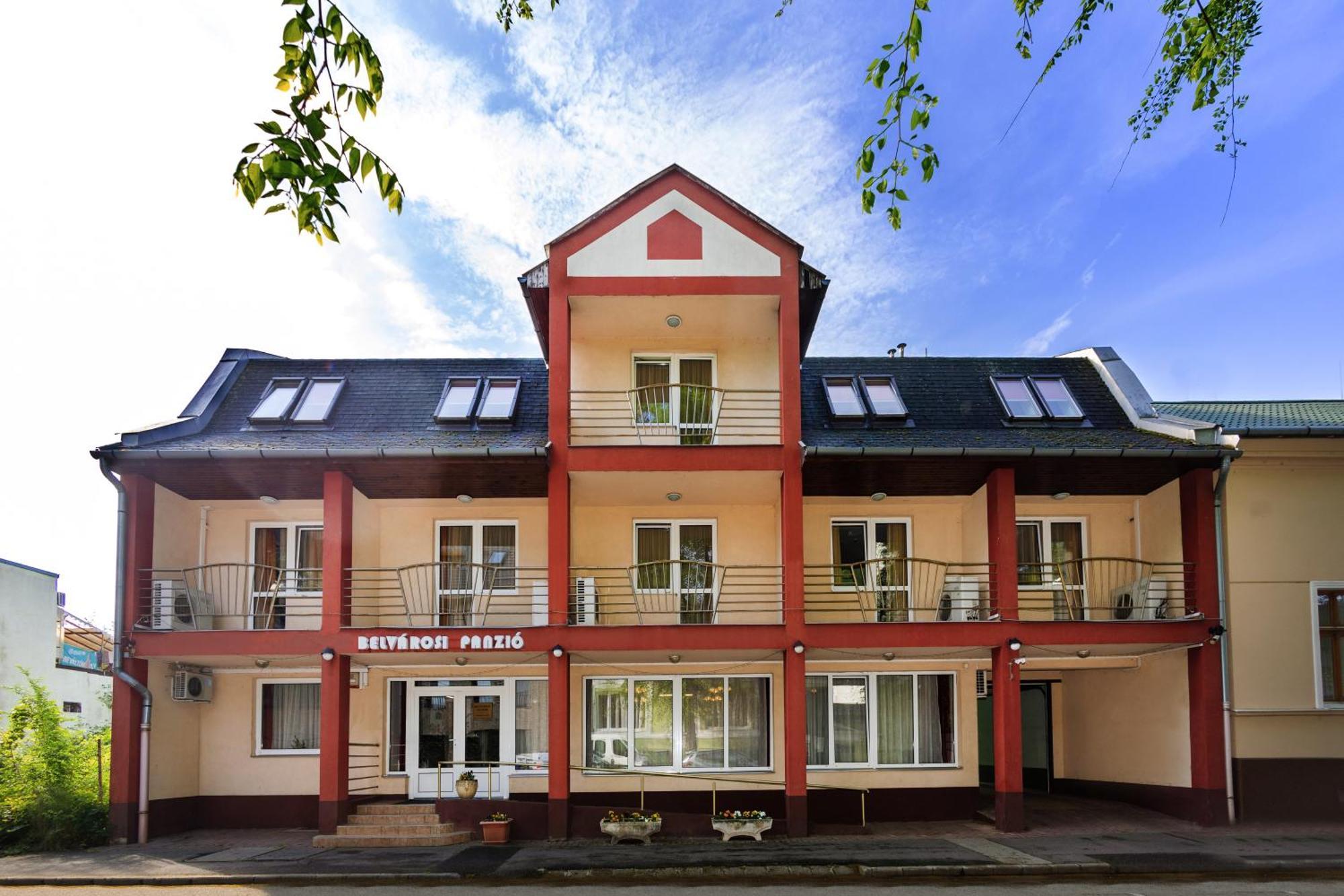 Belvarosi Panzio Debrecen Exterior foto