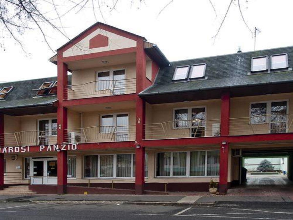 Belvarosi Panzio Debrecen Exterior foto
